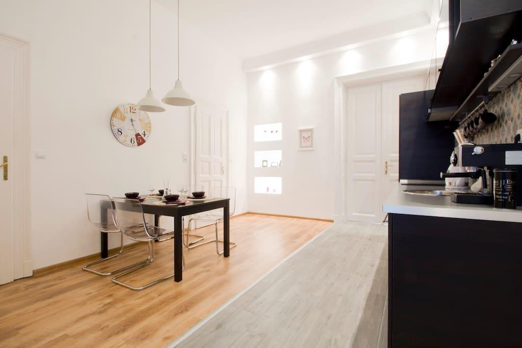 Downtown Rising Sun 104 Sq.M Apartment Budapest Exterior photo